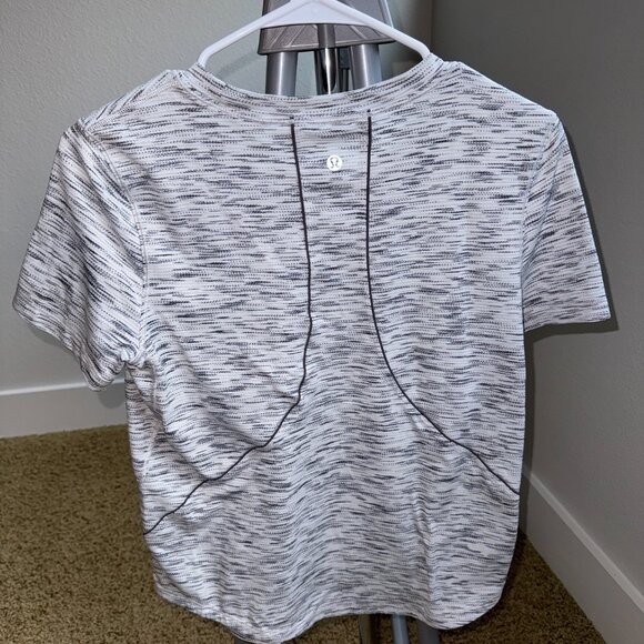 Lululemon On The Run T-Shirt - Picture 4 of 4